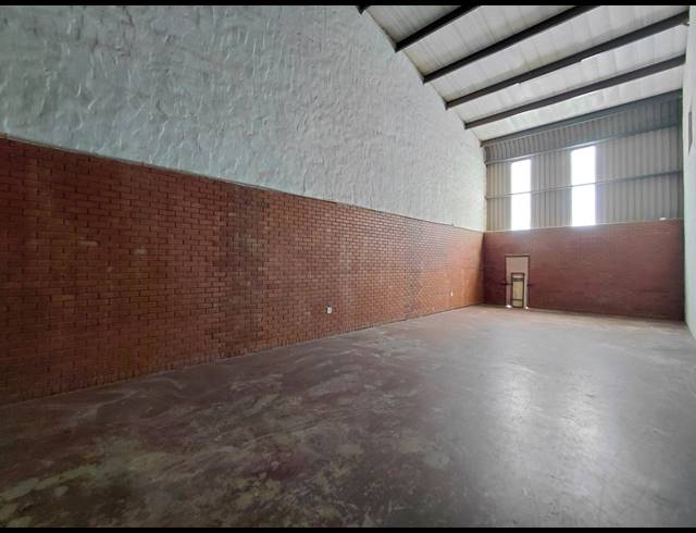 190M² WAREHOUSE TO LET IN CLAYVILLE